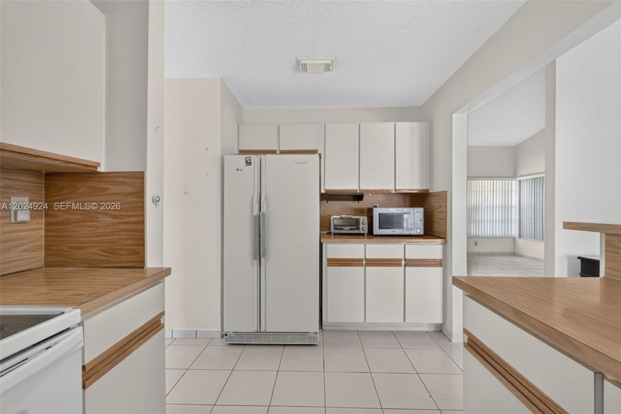 13440 SW 28th St, Miami, FL 33175 Photo
