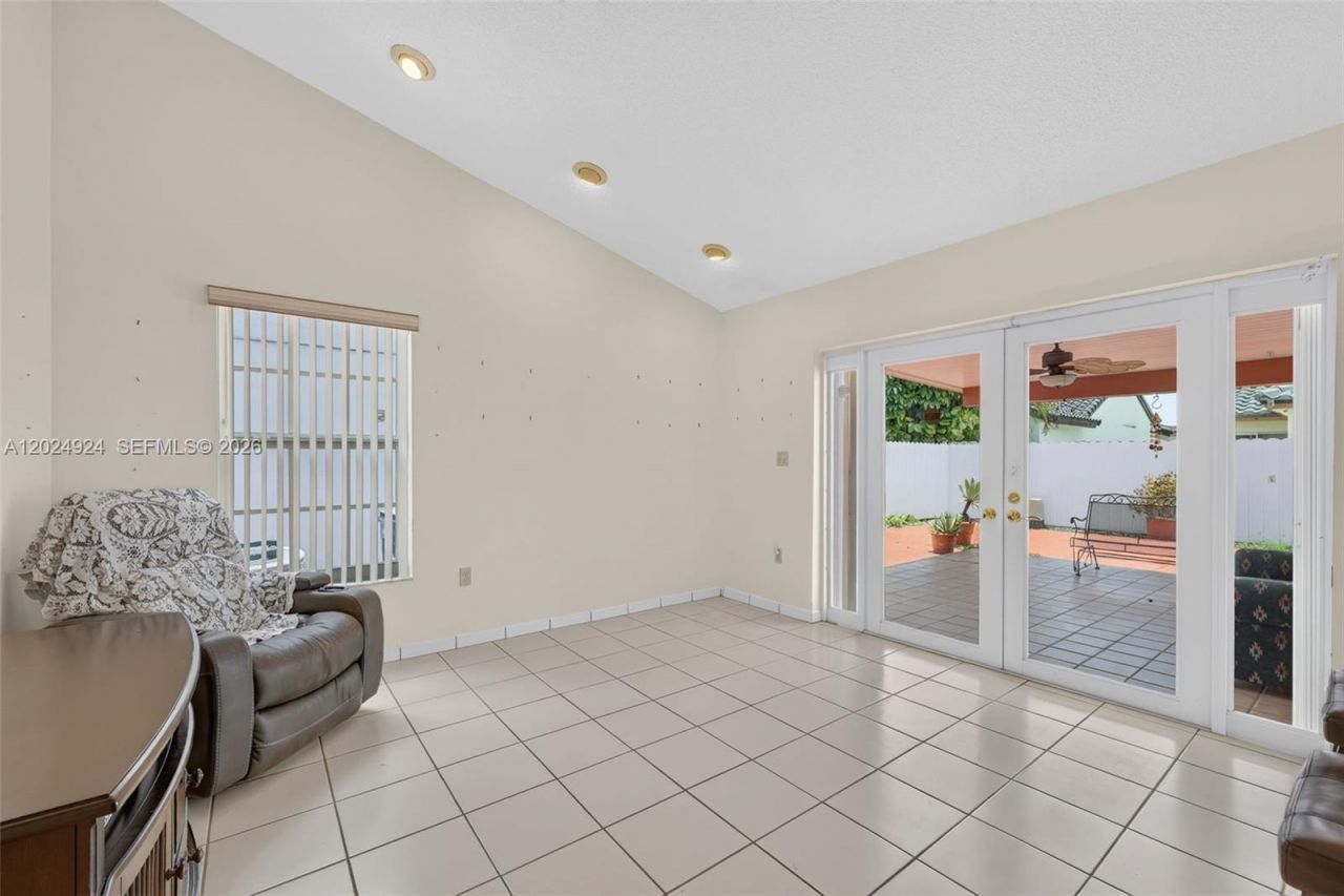 13440 SW 28th St, Miami, FL 33175 Photo
