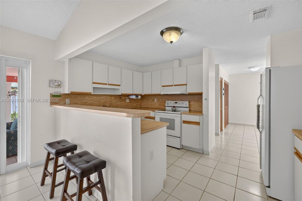 13440 SW 28th St, Miami, FL 33175 Photo