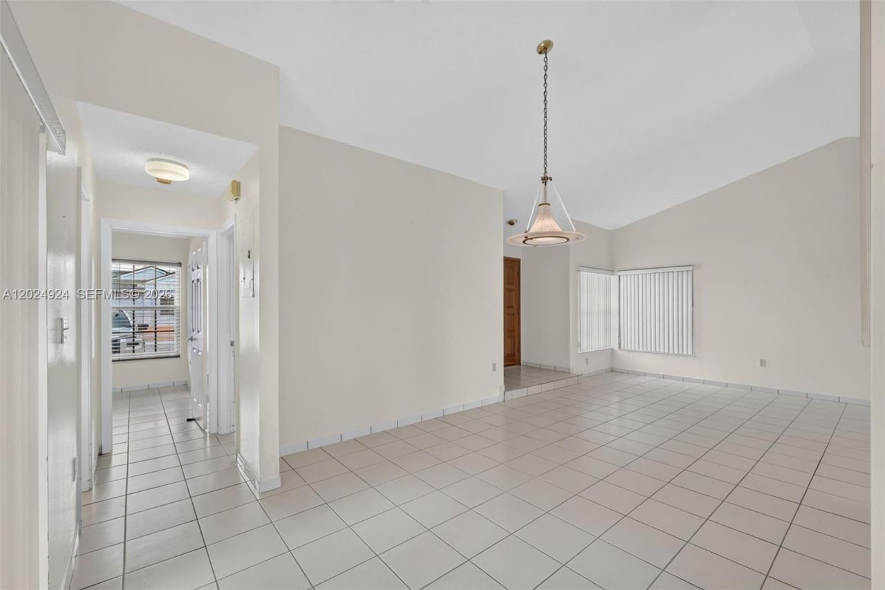 13440 SW 28th St, Miami, FL 33175 Photo