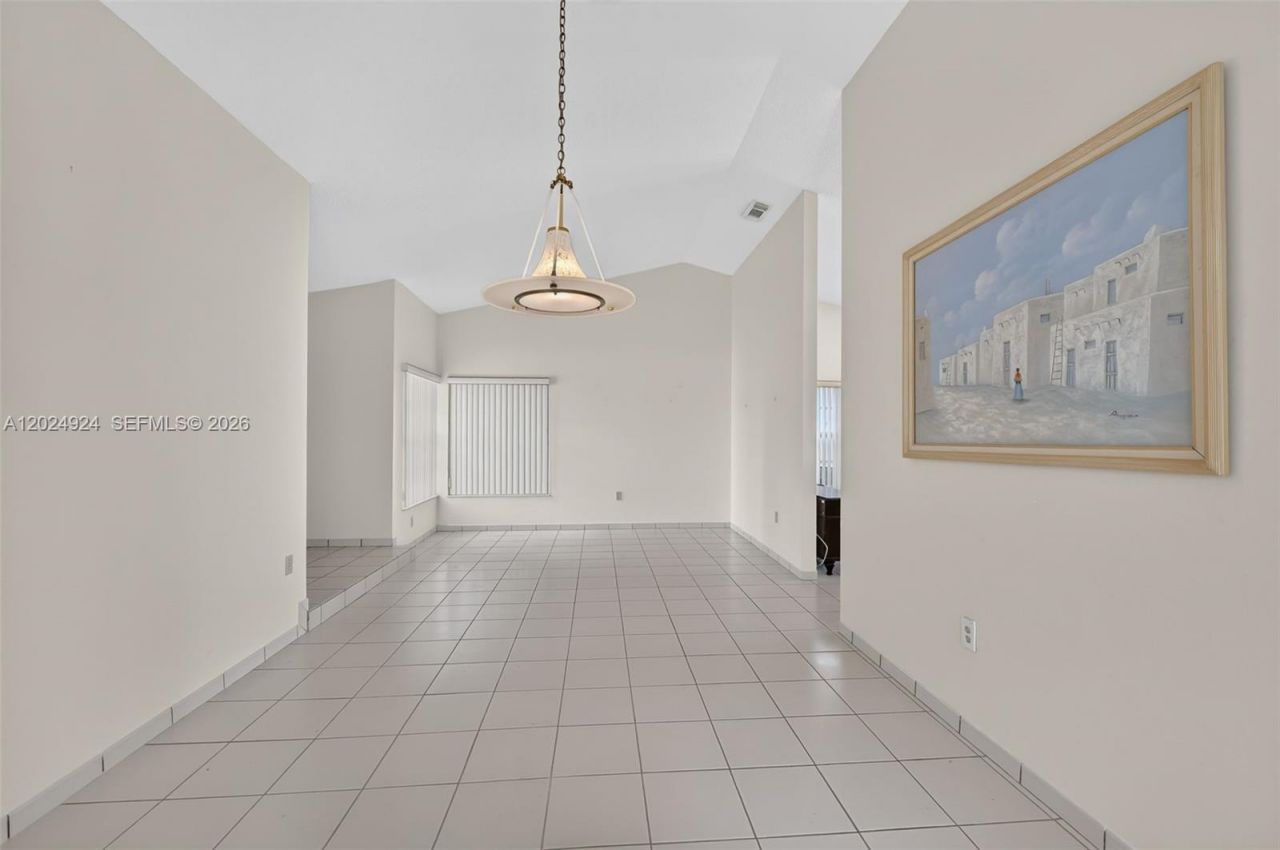 13440 SW 28th St, Miami, FL 33175 Photo