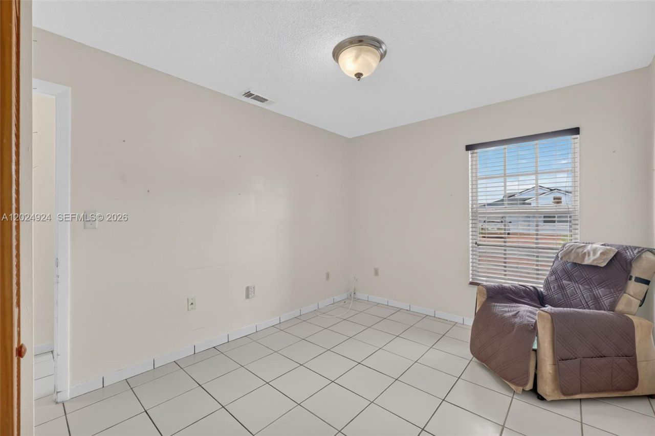 13440 SW 28th St, Miami, FL 33175 Photo