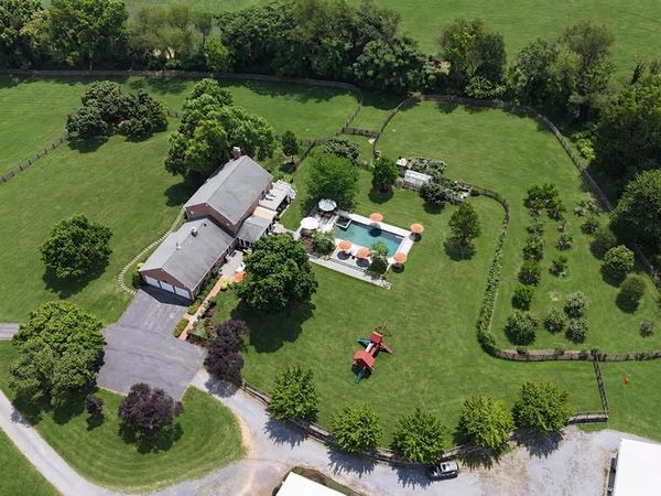 26100 MULLINIX MILL , MOUNT AIRY, MD 21771