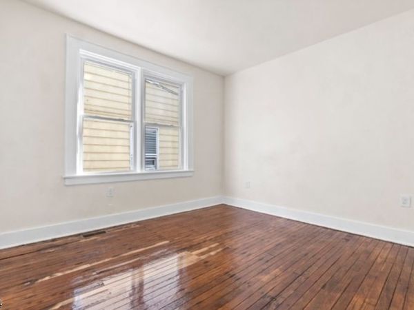 24 Irving Ave, Newark, NJ 07112