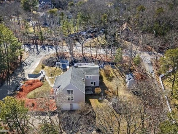 1 Katies Way , East Sandwich, MA 02537