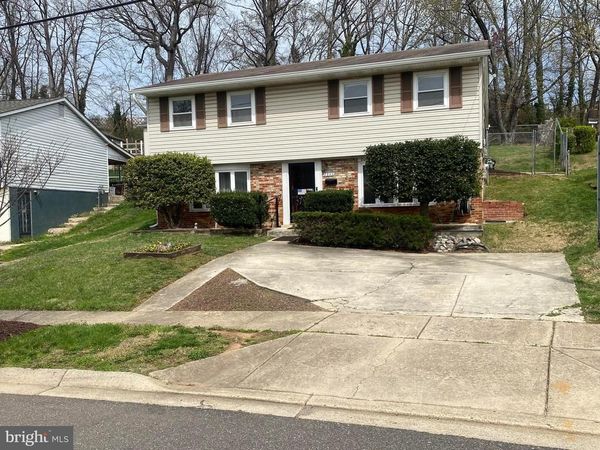 7950 DELLWOOD AVENUE , LANHAM, MD 20706