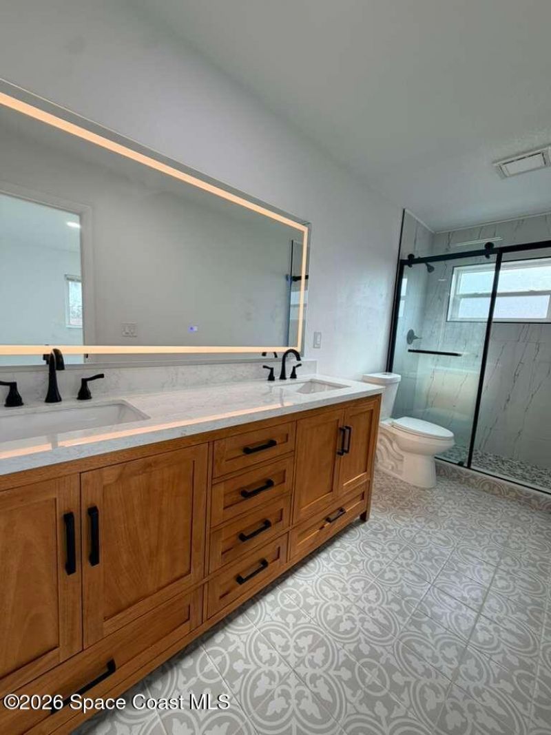 233 NE 1 Street NE , Satellite Beach, FL 32937 Photo