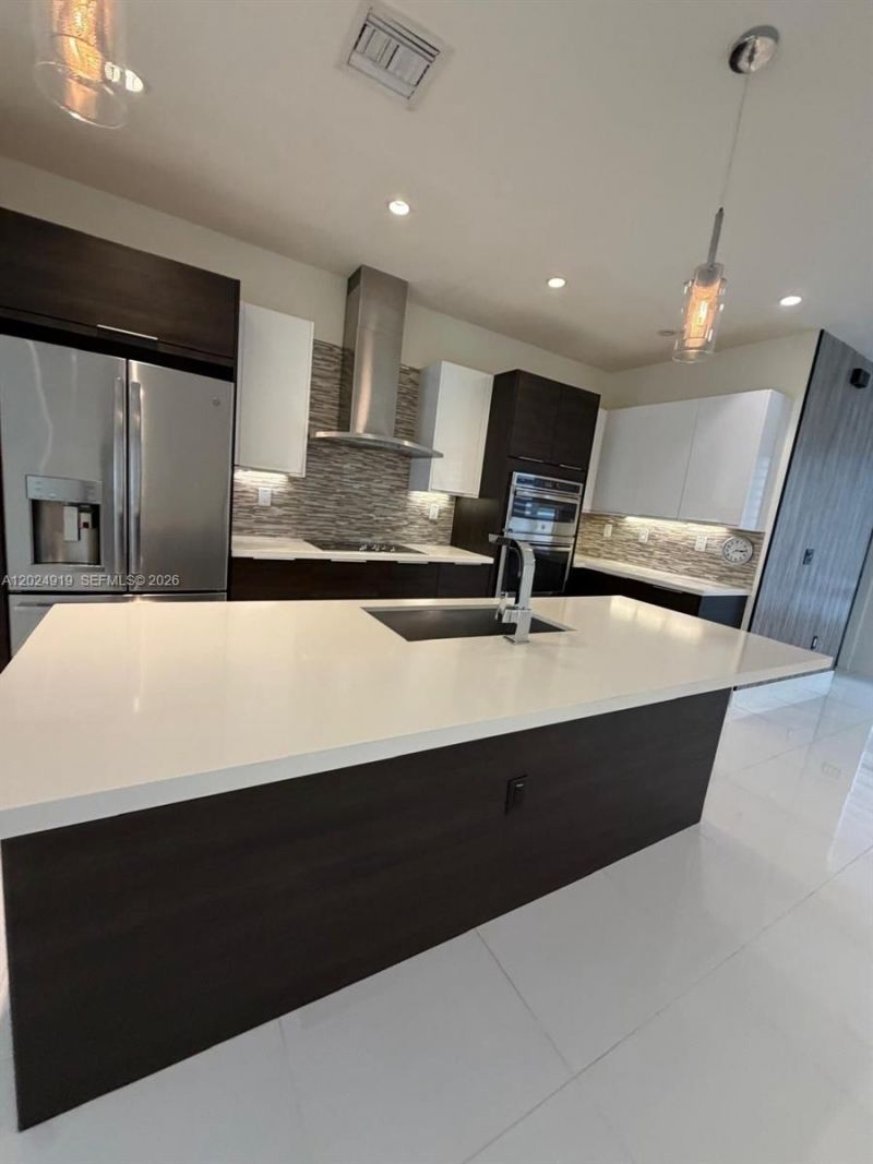 6311 NW 103rd Psge, Unit 6311, Doral, FL 33178 Photo