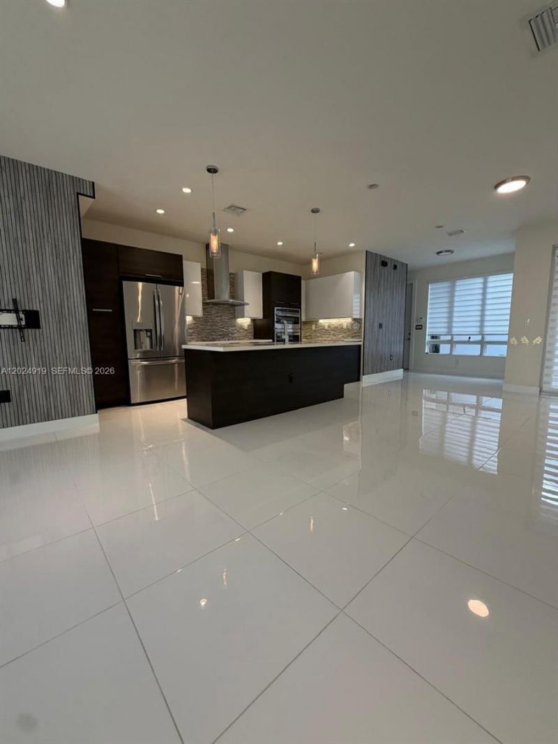 6311 NW 103rd Psge, Unit 6311, Doral, FL 33178 Photo