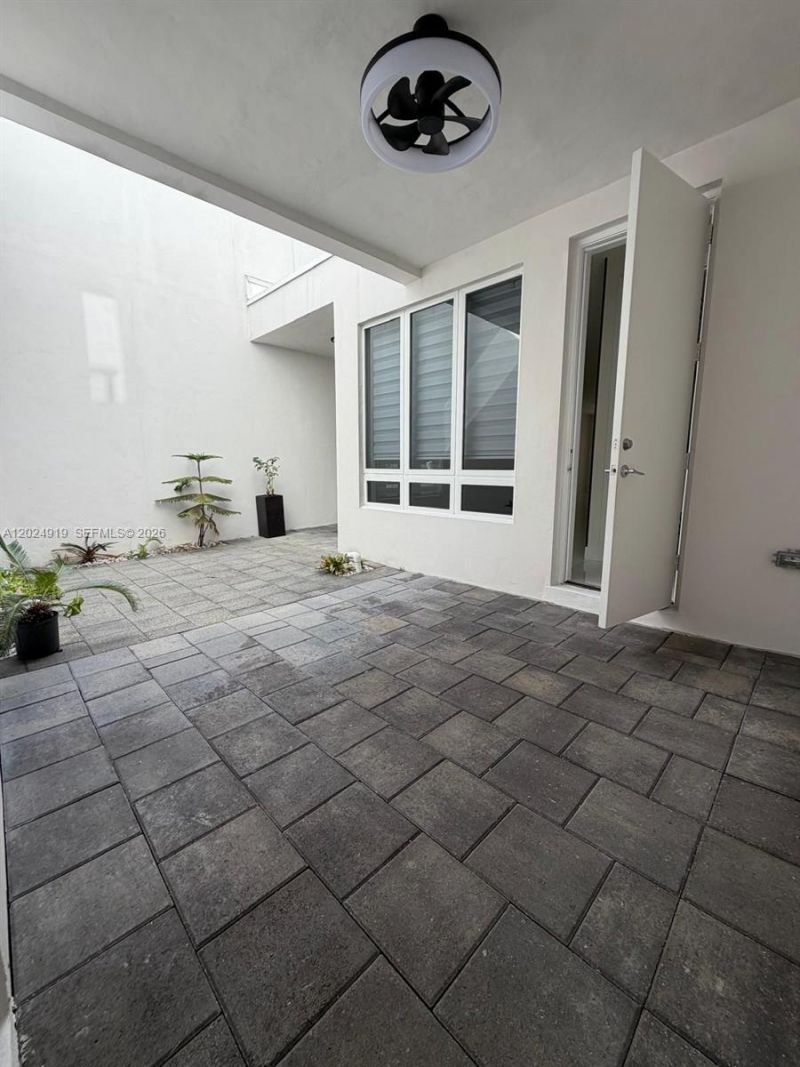 6311 NW 103rd Psge, Unit 6311, Doral, FL 33178 Photo