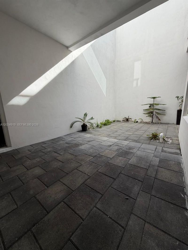 6311 NW 103rd Psge, Unit 6311, Doral, FL 33178 Photo