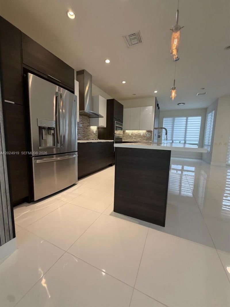 6311 NW 103rd Psge, Unit 6311, Doral, FL 33178 Photo