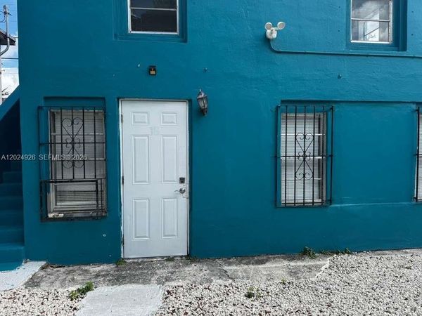 1121 NW 40th St , Unit 3, Miami, FL 33127