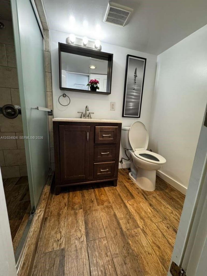 1121 NW 40th St, Unit 3, Miami, FL 33127 Photo