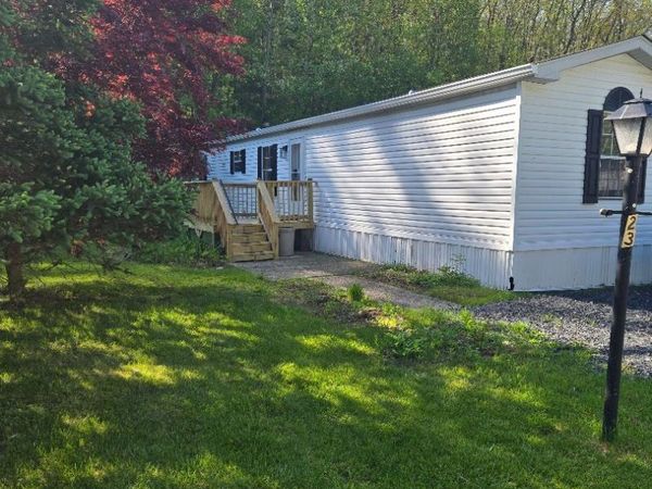 23 Oak St, Wurtsboro, NY 12790