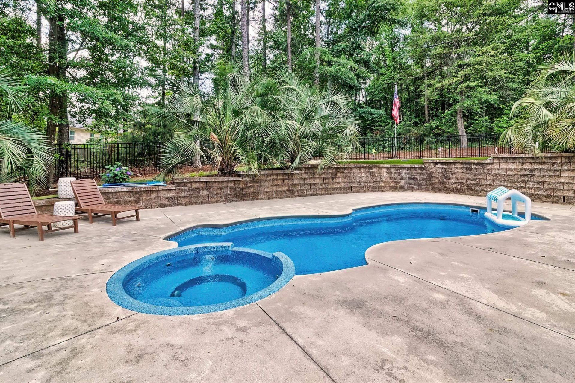 118 Noble Court  Photo 8