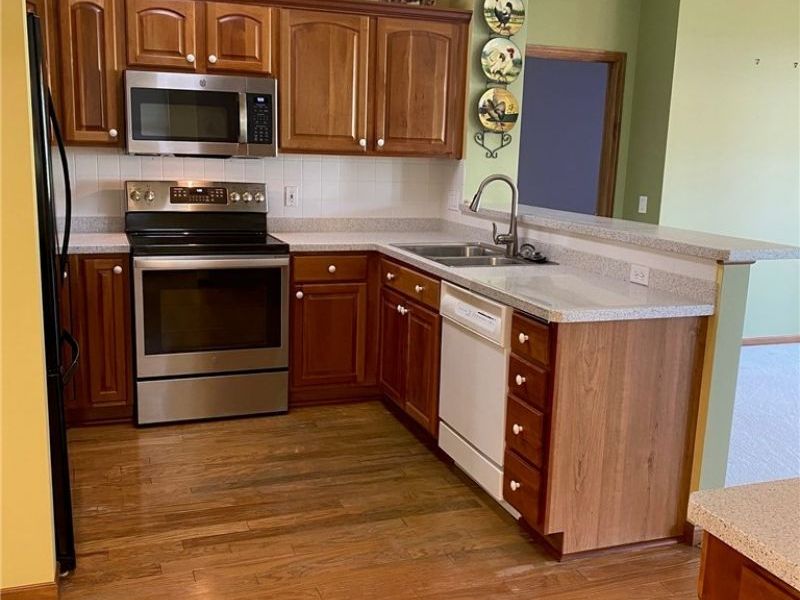 2231 Langford Lane, Avon, OH 44011 Photo 3
