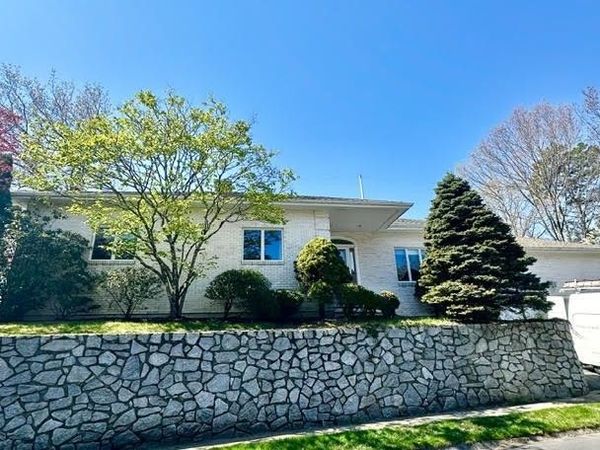 66 Nells Pond Road, Lynn, MA 01904