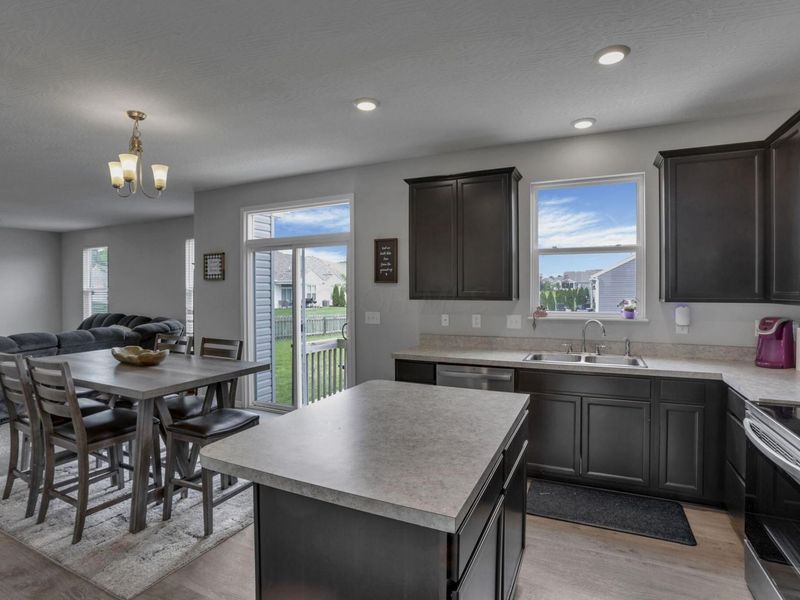 182 Old Bay Drive, Pataskala, OH 43062 Photo 12