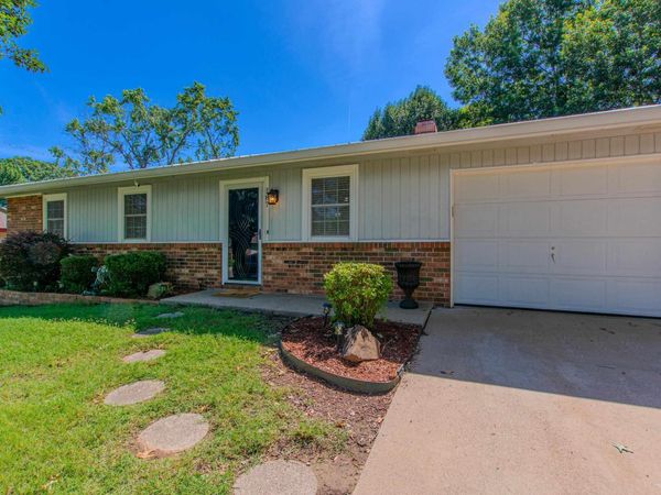 187 Meadowick Dr , Jacksonville, AR 72076
