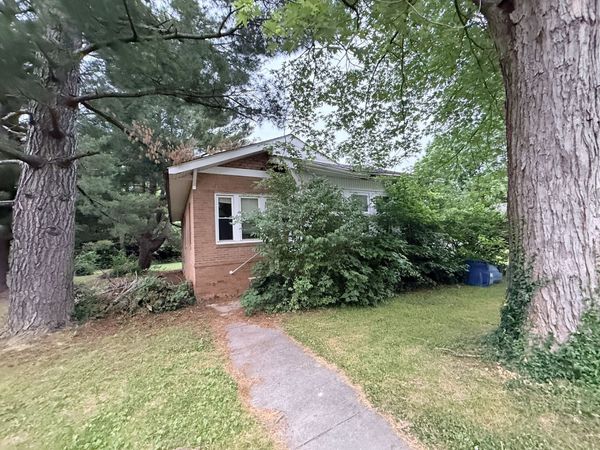 109 S Meadow Street, Royalton, IL 62983