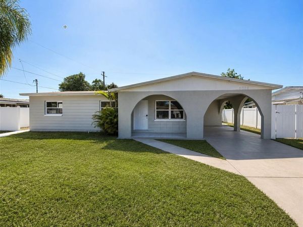 5612 LARIMER DRIVE , TAMPA, FL 33615