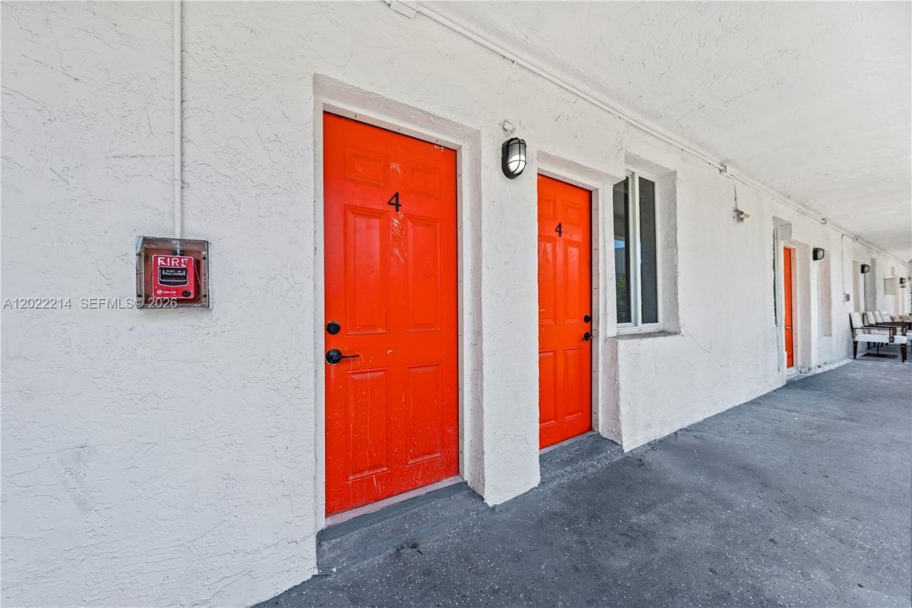 1829 NW 2nd Ct , Miami, FL 33136 Photo