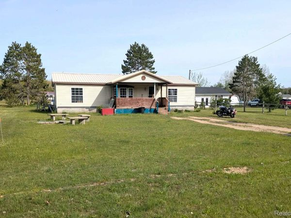 5554 N Sauble Lake Drive, Sauble Township, Mi 49644