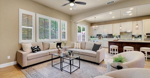 3001 Demartini Dr, Roseville, CA 95661 Photo