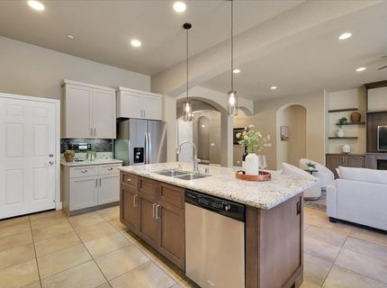 3001 Demartini Dr, Roseville, CA 95661 Photo