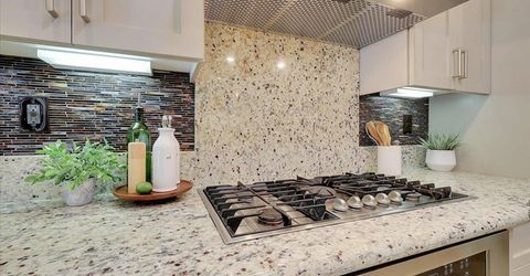 3001 Demartini Dr, Roseville, CA 95661 Photo