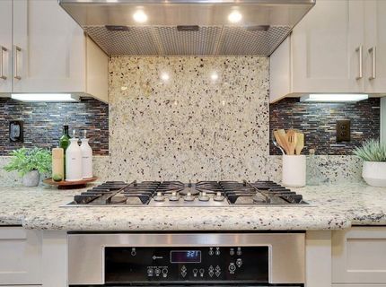 3001 Demartini Dr, Roseville, CA 95661 Photo