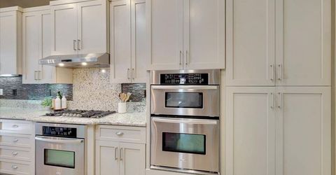 3001 Demartini Dr, Roseville, CA 95661 Photo