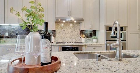 3001 Demartini Dr, Roseville, CA 95661 Photo
