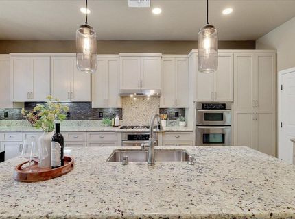 3001 Demartini Dr, Roseville, CA 95661 Photo