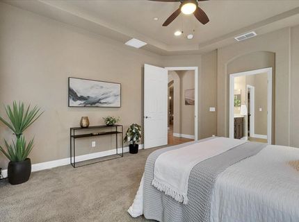 3001 Demartini Dr, Roseville, CA 95661 Photo