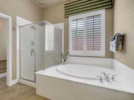 3001 Demartini Dr, Roseville, CA 95661 Photo