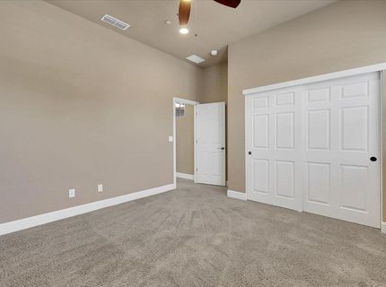 3001 Demartini Dr, Roseville, CA 95661 Photo