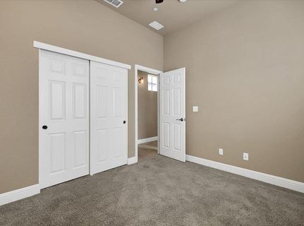 3001 Demartini Dr, Roseville, CA 95661 Photo