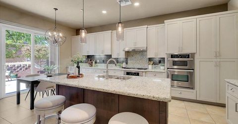 3001 Demartini Dr, Roseville, CA 95661 Photo