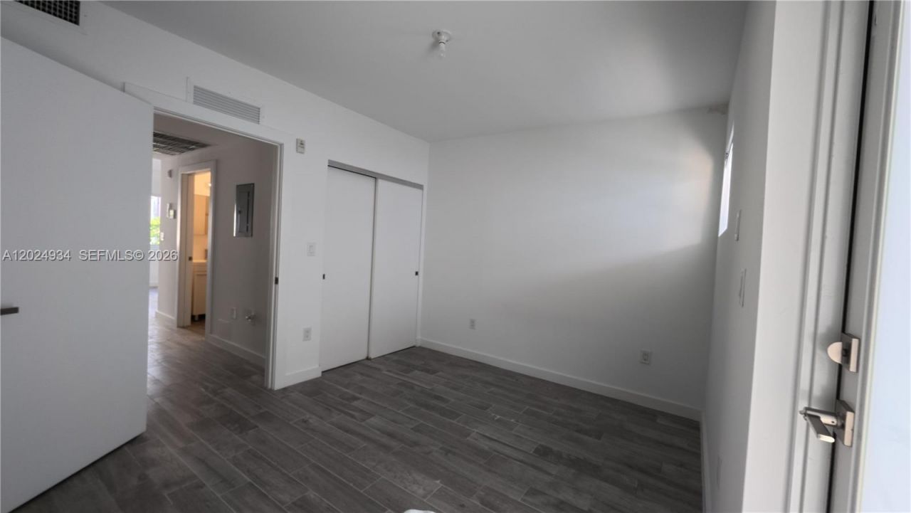 1035 Euclid Ave , Unit 25, Miami Beach, FL 33139 Photo