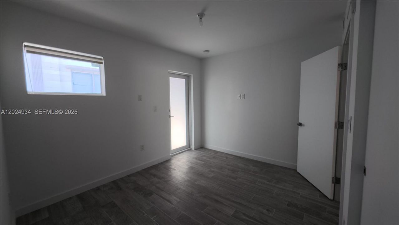 1035 Euclid Ave , Unit 25, Miami Beach, FL 33139 Photo