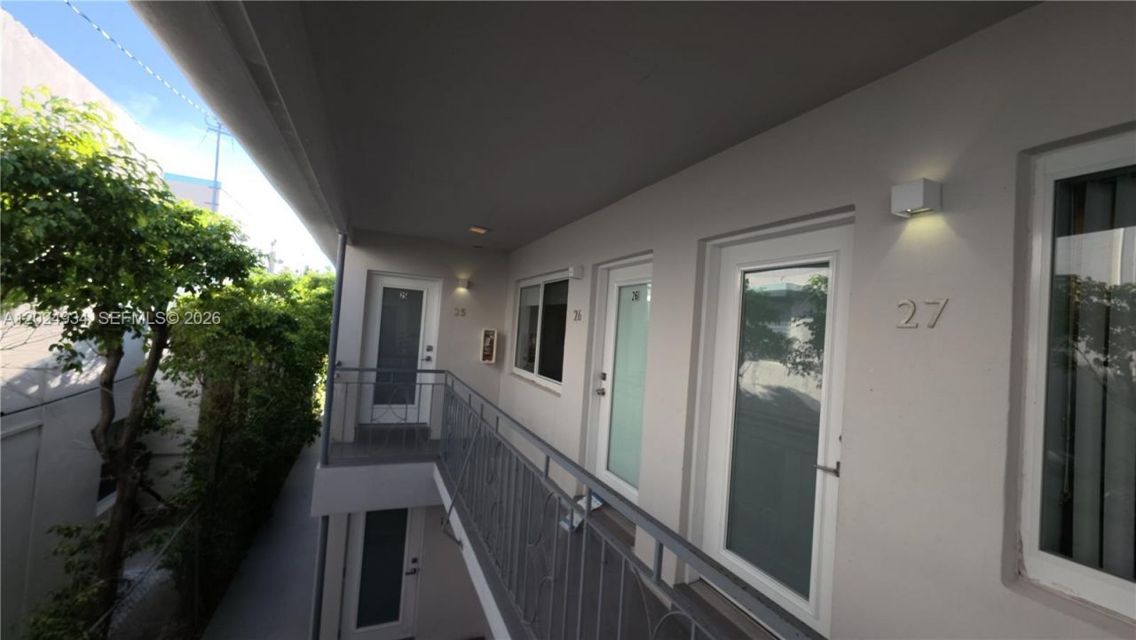 1035 Euclid Ave , Unit 25, Miami Beach, FL 33139 Photo