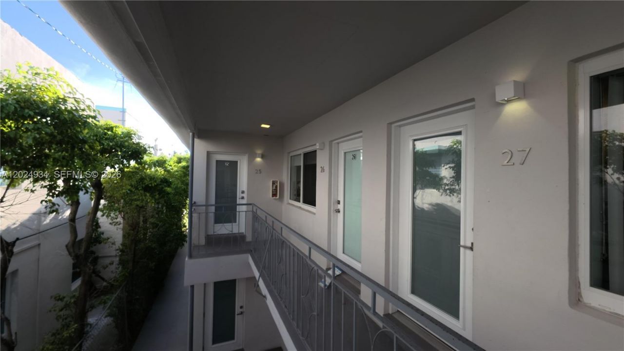 1035 Euclid Ave , Unit 25, Miami Beach, FL 33139 Photo