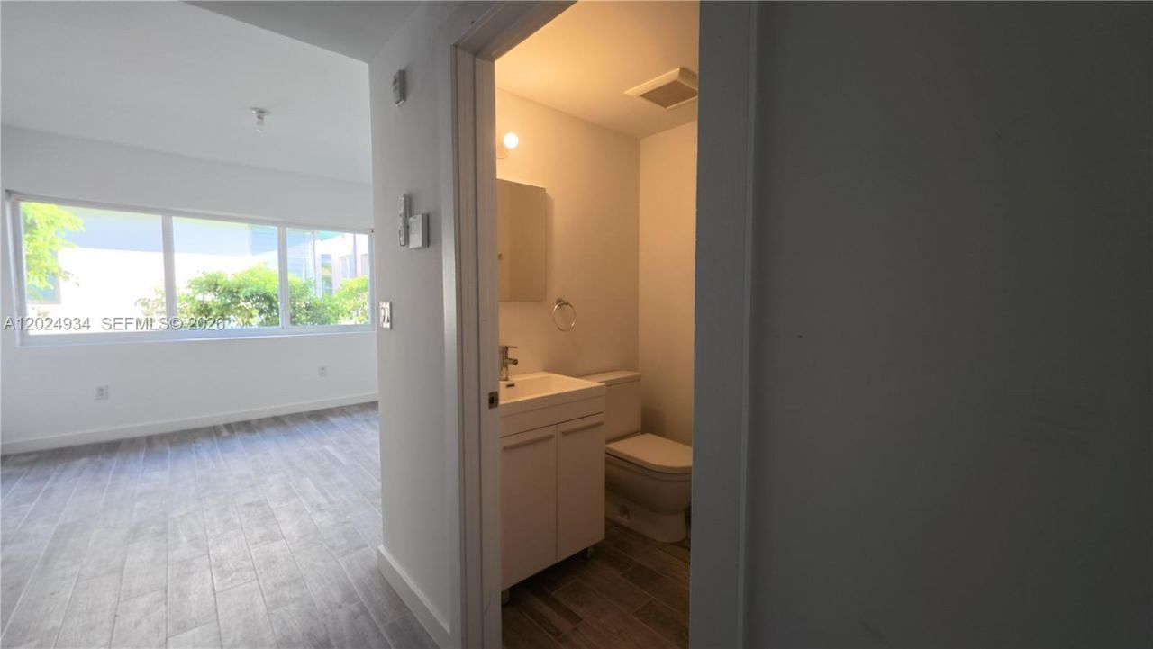 1035 Euclid Ave , Unit 25, Miami Beach, FL 33139 Photo