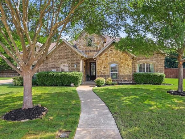 1309 Chisholm Trail Court, Midlothian, TX 76065