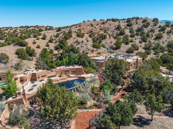 41 Estrada Calabasa, Santa Fe, NM 87506