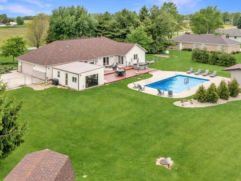 111 N Dugan Road, Urbana, OH 43078 Photo 4