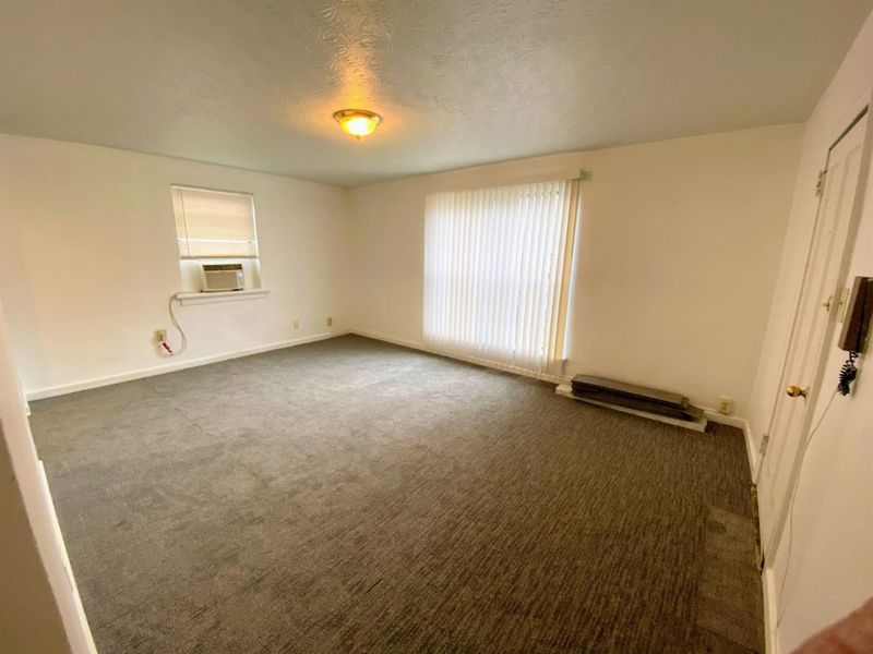 999 Cleveland Avenue, Cincinnati, OH 45229 Photo 3