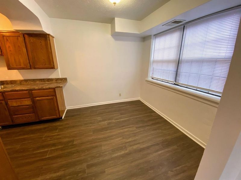999 Cleveland Avenue, Cincinnati, OH 45229 Photo 5